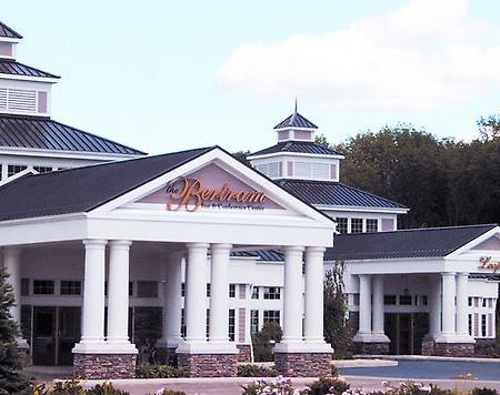 Bertram Inn And Conference Center Aurora Luaran gambar