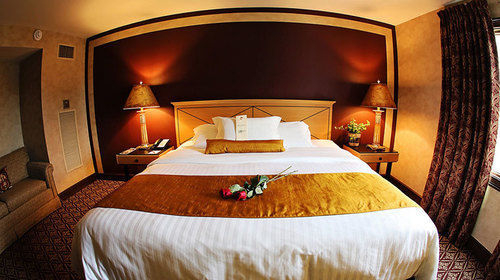 Bertram Inn And Conference Center Aurora Luaran gambar