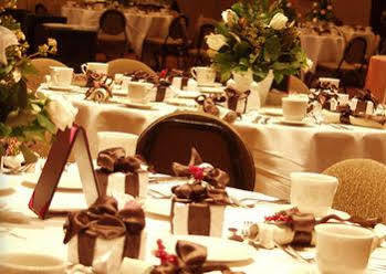 Bertram Inn And Conference Center Aurora Luaran gambar